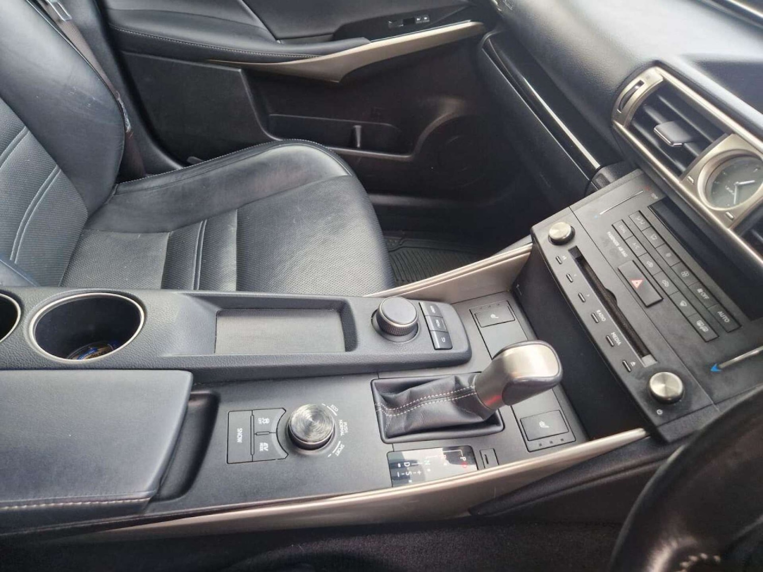 Used Lexus IS 2016 for sale - 77211276: Photo 26