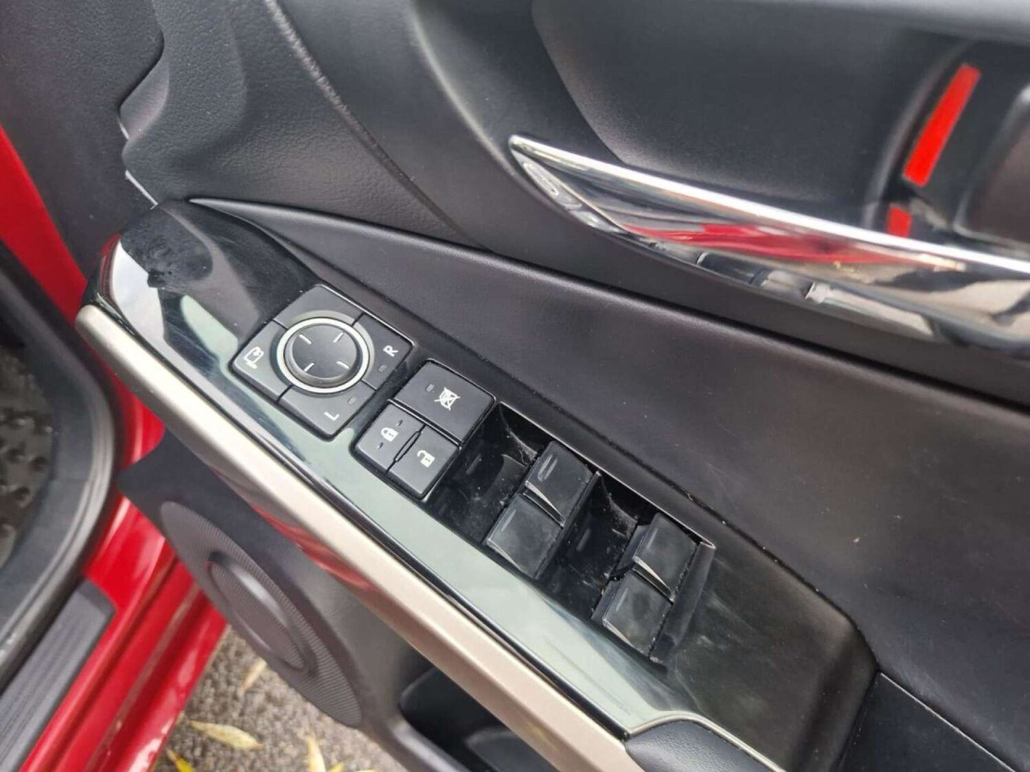 Used Lexus IS 2016 for sale - 77211276: Photo 31