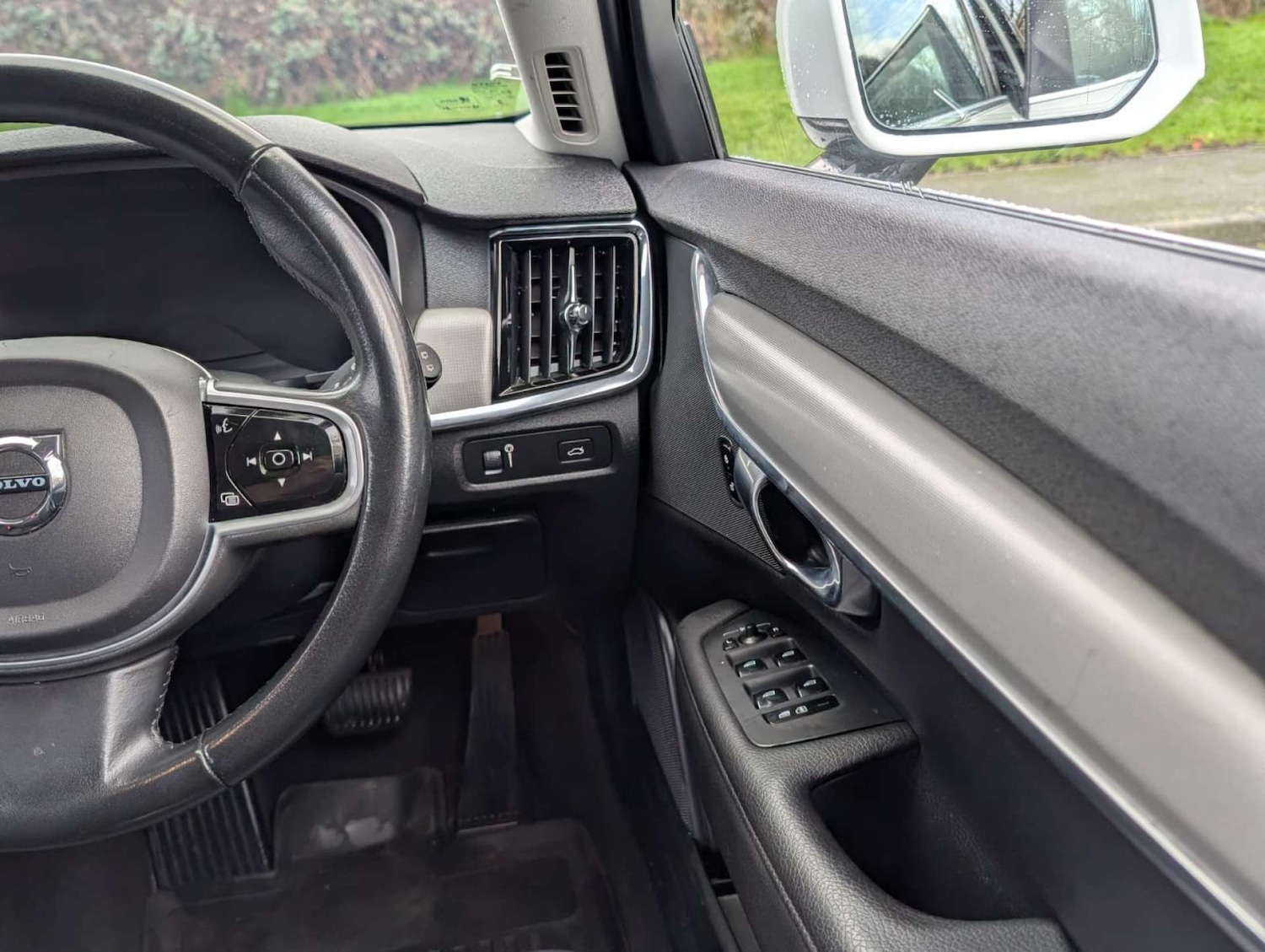 Used Volvo V90 Cross Country 2022 for sale - 77372541: Photo 17