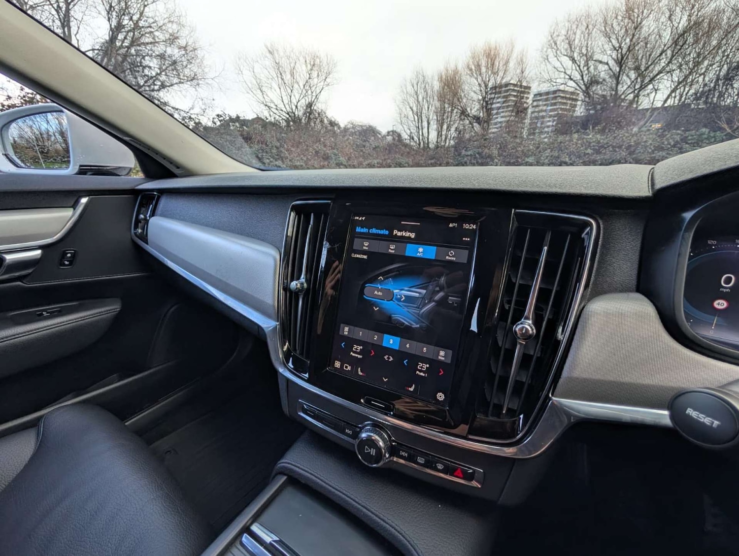 Used Volvo V90 Cross Country 2022 for sale - 77372541: Photo 23