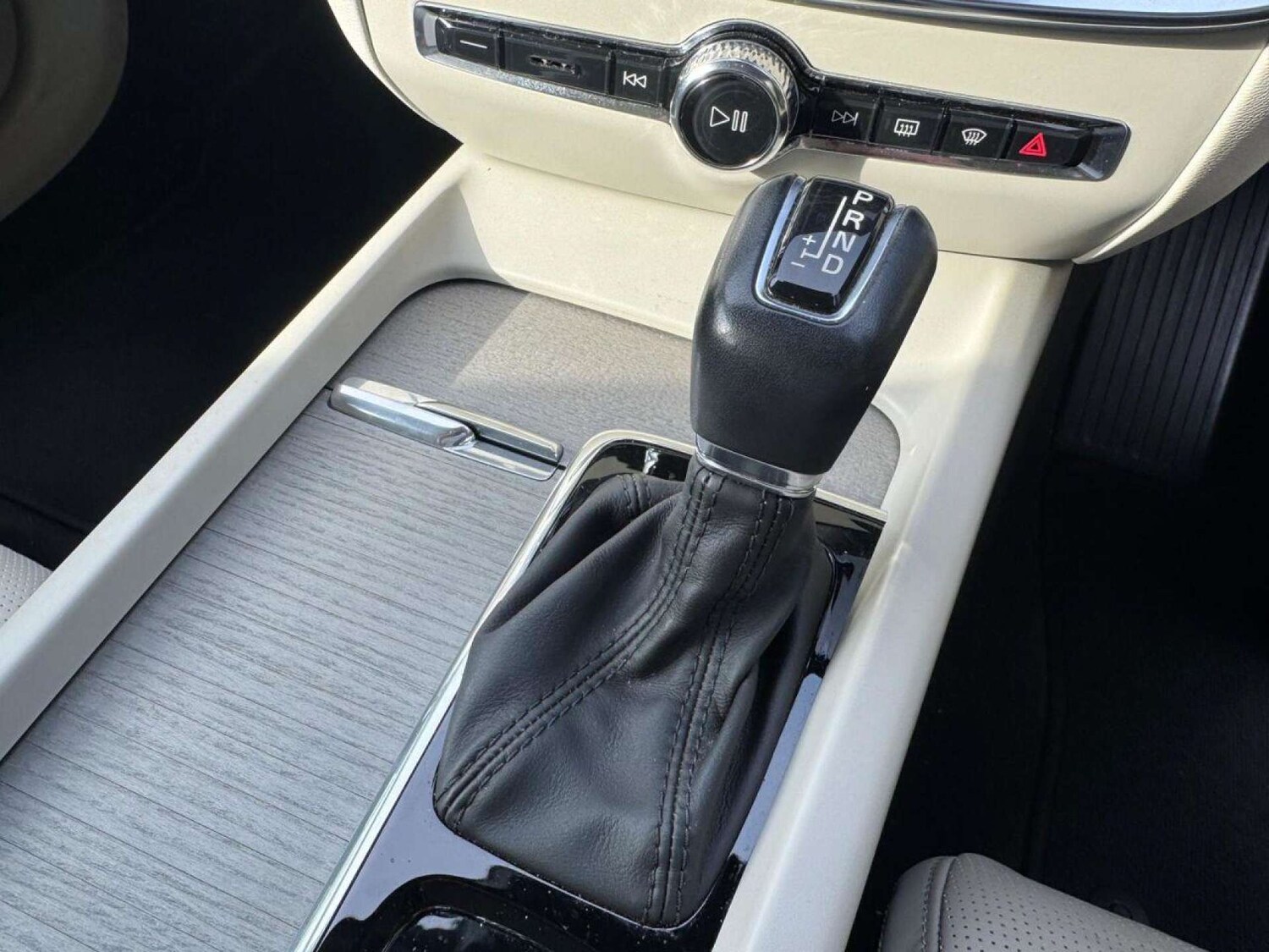 Used Volvo S60 2020 for sale - 77211292: Photo 30