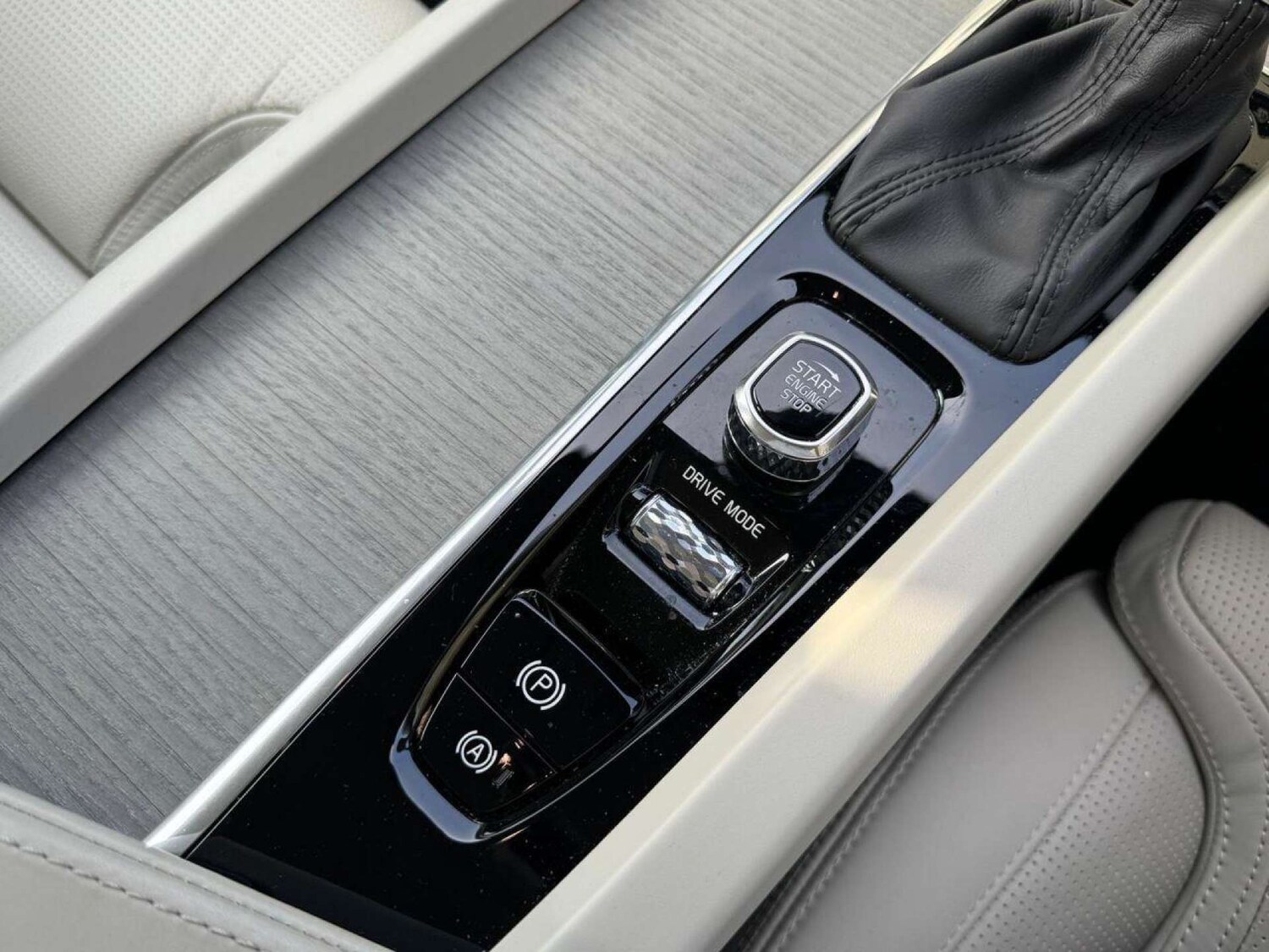 Used Volvo S60 2020 for sale - 77211292: Photo 31