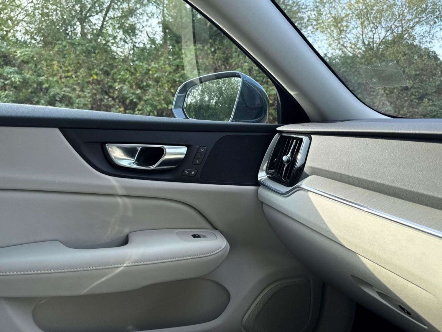 Used Volvo S60 2020 for sale - 77211292: Photo 32