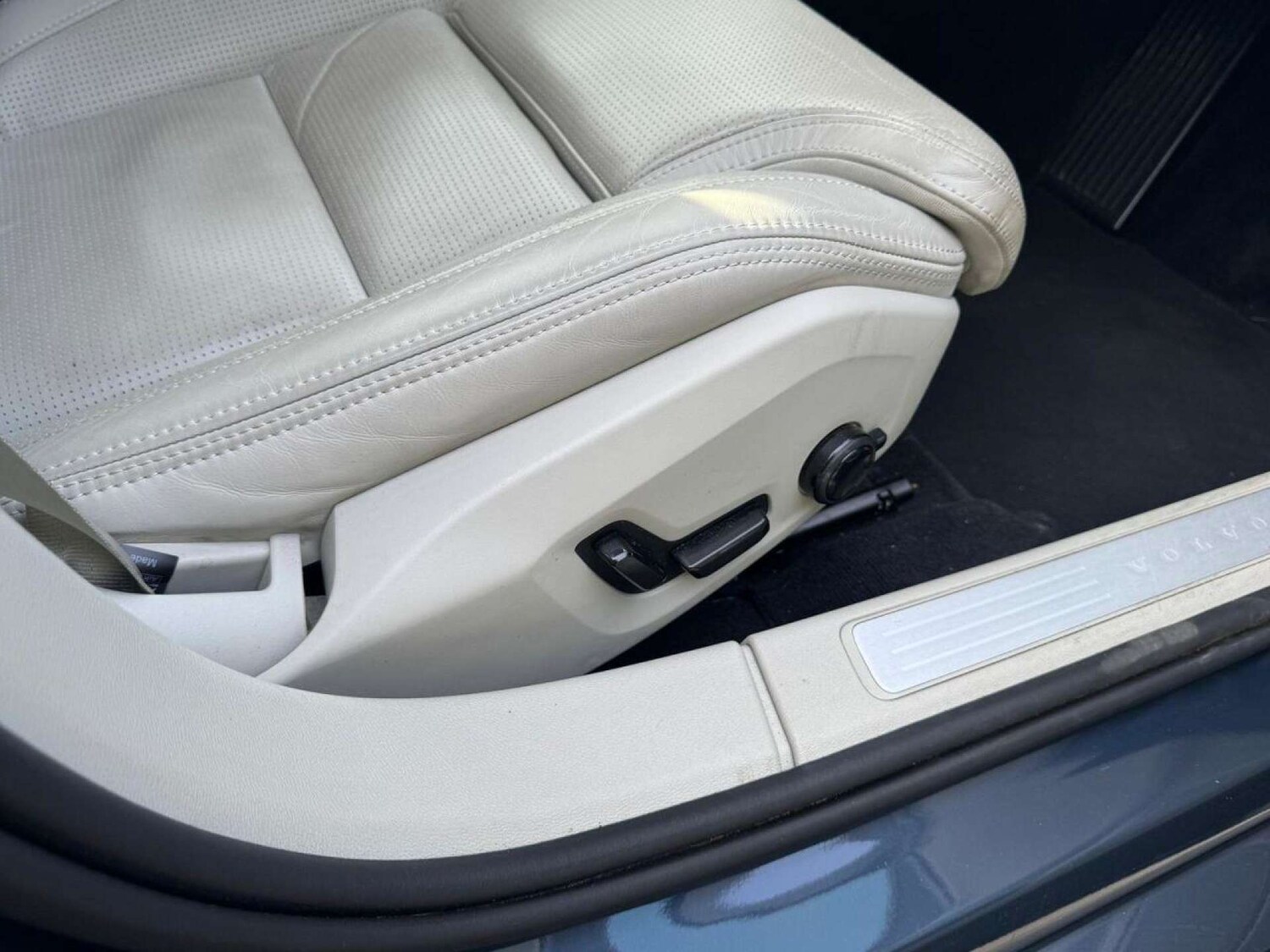 Used Volvo S60 2020 for sale - 77211292: Photo 38