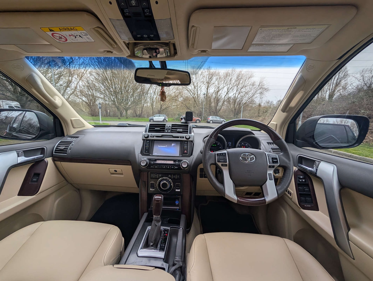 Used Toyota Land Cruiser 2017 for sale - 77591974: Photo 17