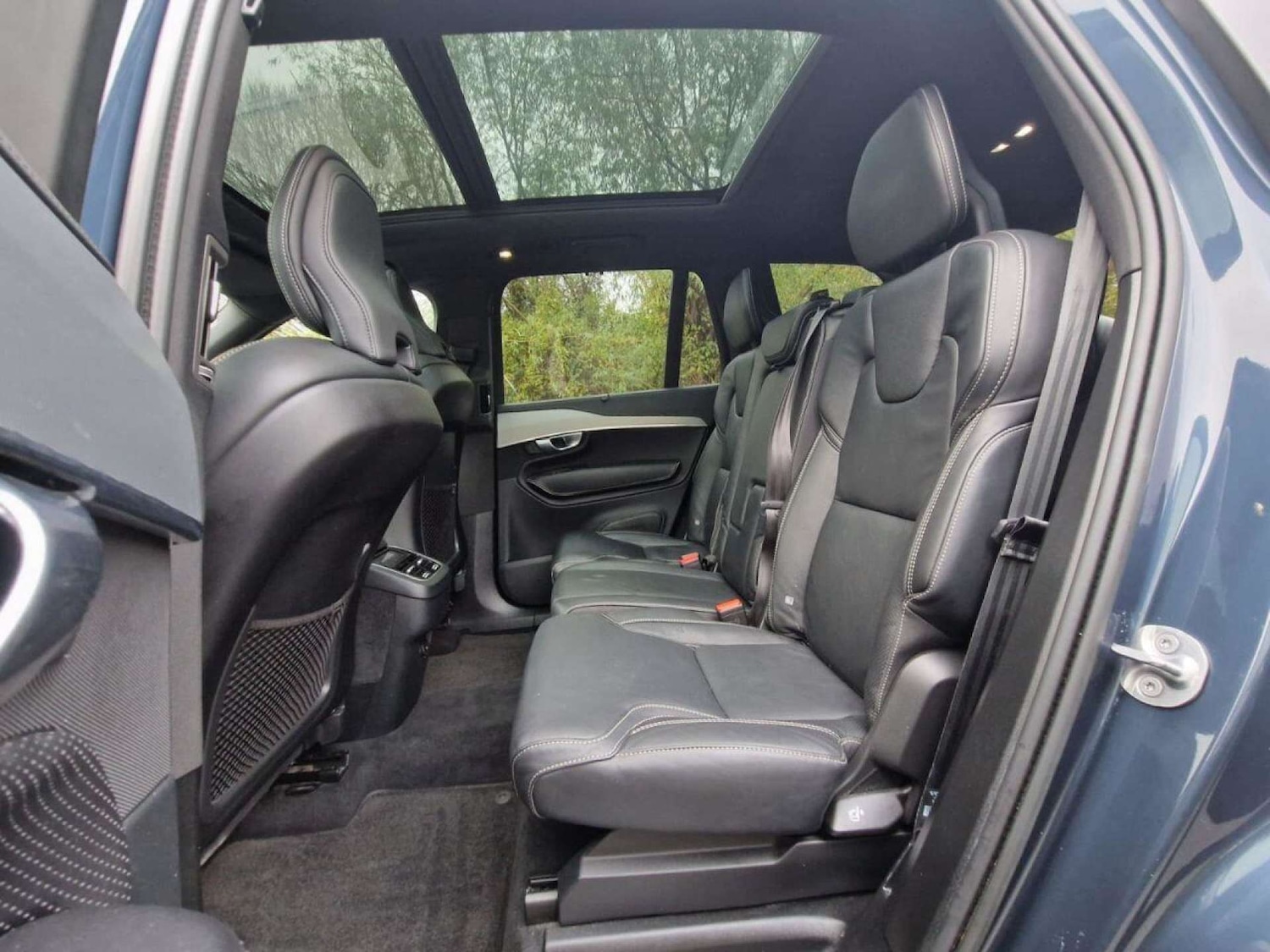 Used Volvo XC90 2023 for sale - 77277602: Photo 13