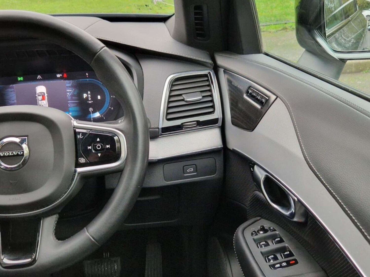 Used Volvo XC90 2023 for sale - 77277602: Photo 21