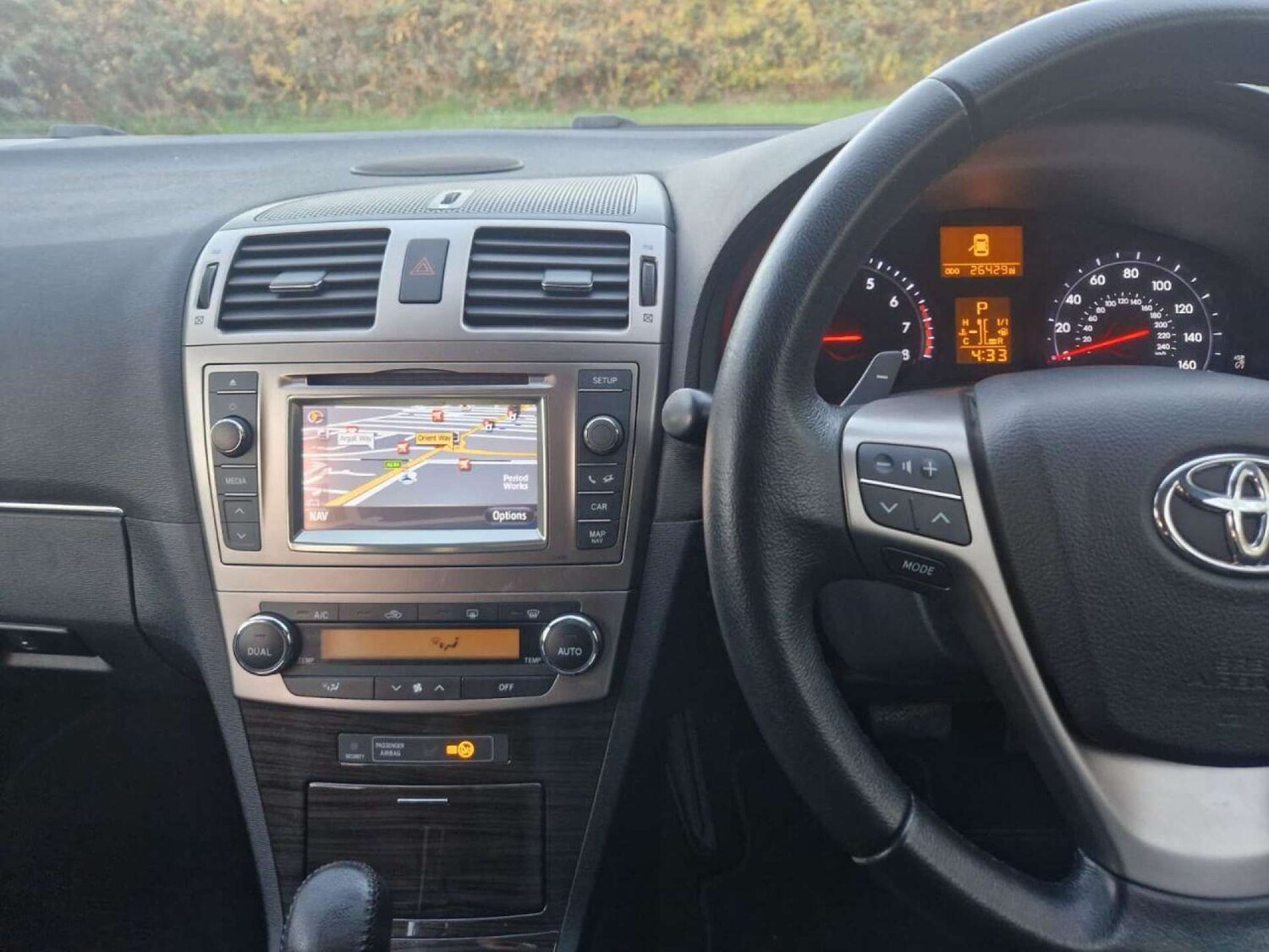 Used Toyota Avensis 2013 for sale - 77211280: Photo 16