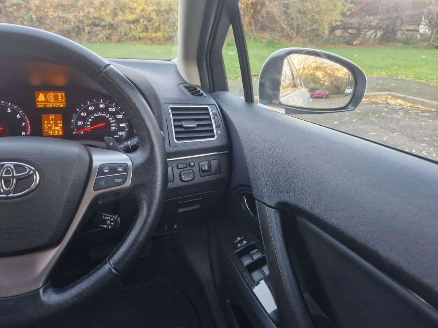 Used Toyota Avensis 2013 for sale - 77211280: Photo 17