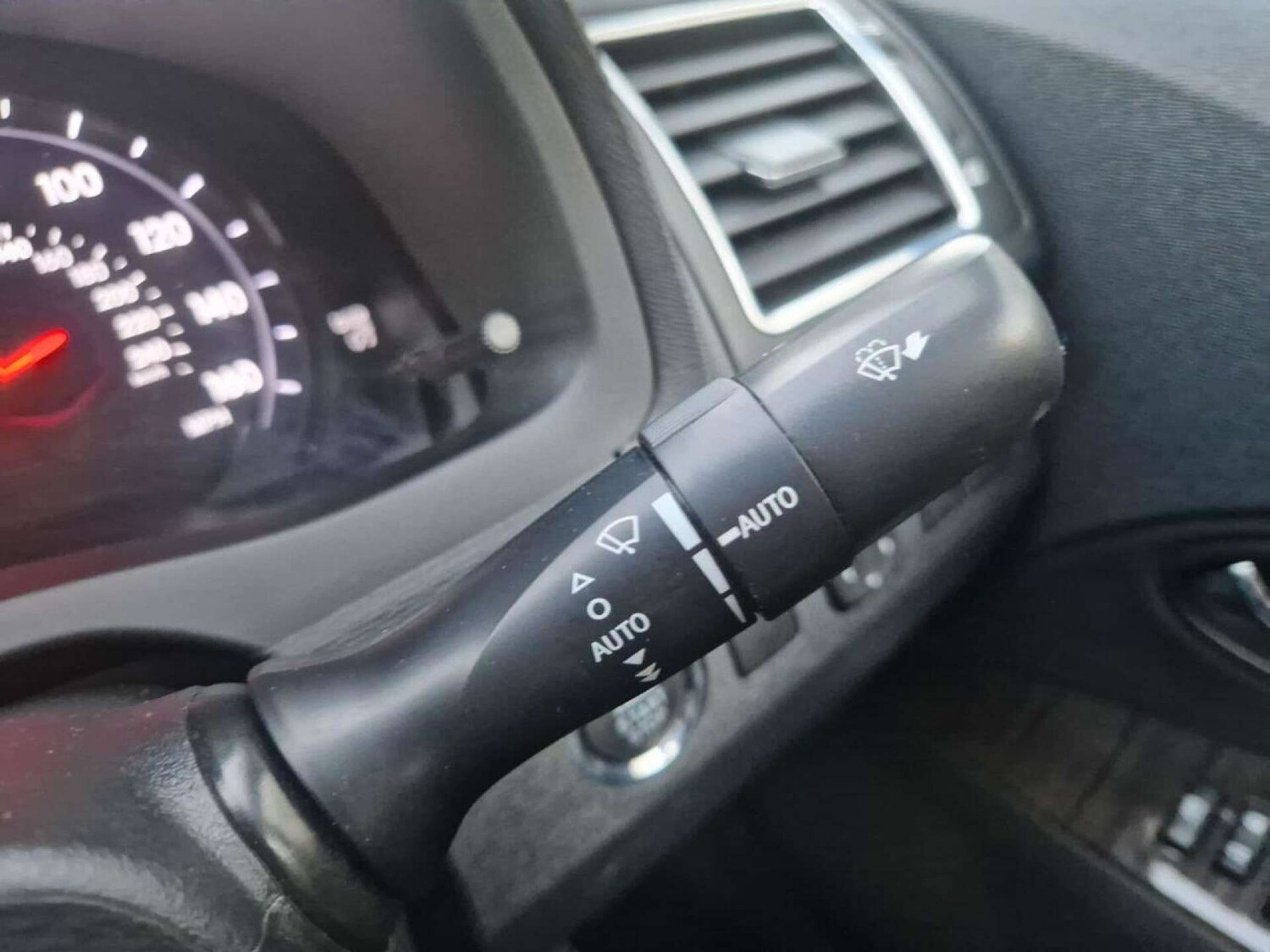 Used Toyota Avensis 2013 for sale - 77211280: Photo 20