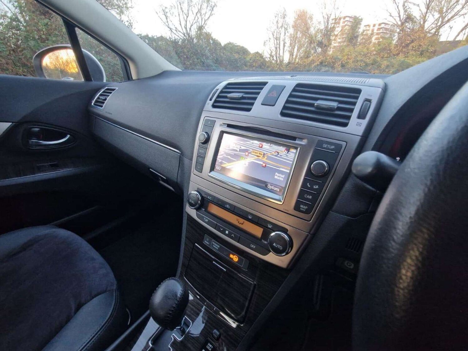 Used Toyota Avensis 2013 for sale - 77211280: Photo 24