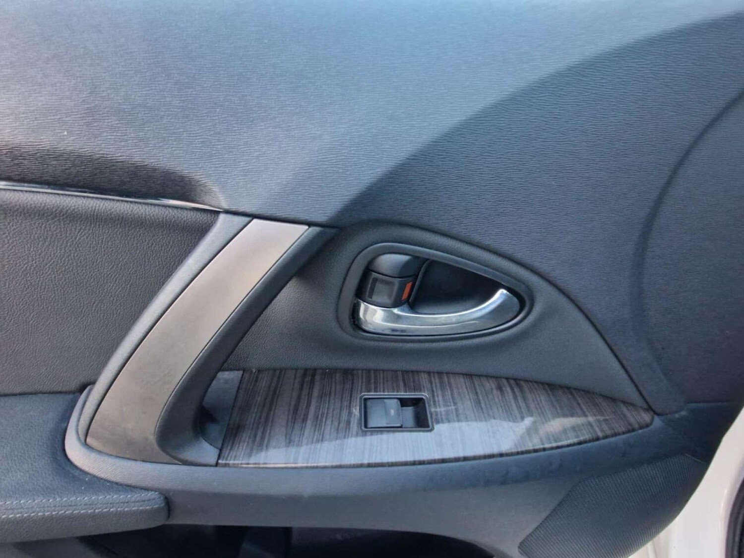 Used Toyota Avensis 2013 for sale - 77211280: Photo 27