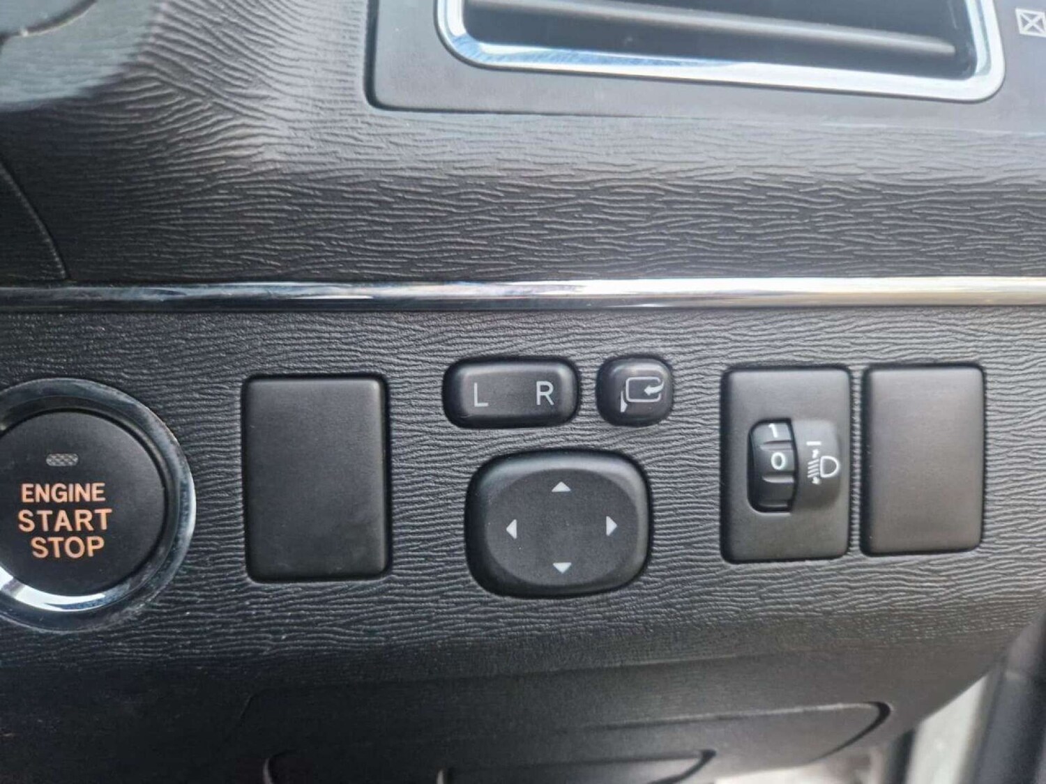 Used Toyota Avensis 2013 for sale - 77211280: Photo 29