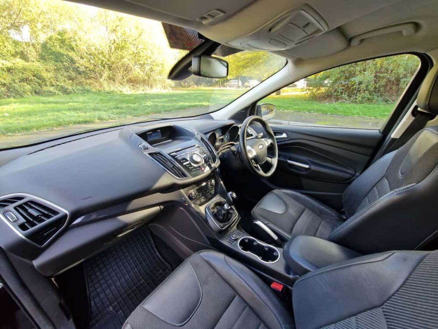 Used Ford Kuga 2015 for sale - 77211285: Photo 11