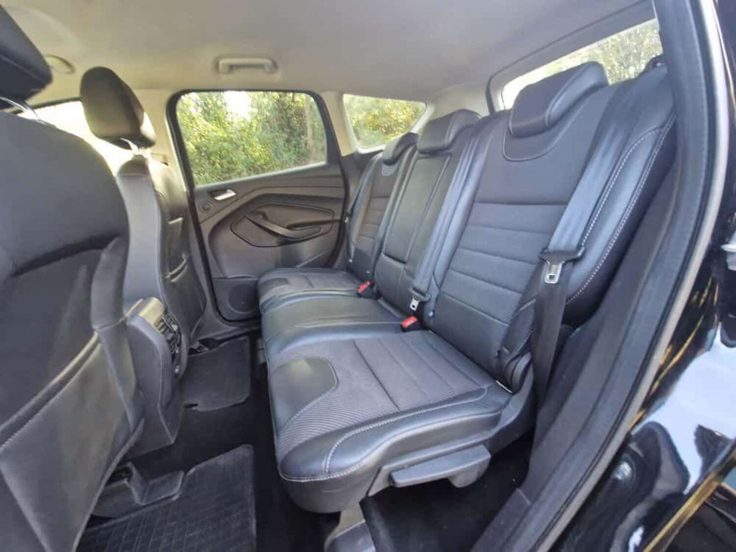 Used Ford Kuga 2015 for sale - 77211285: Photo 12