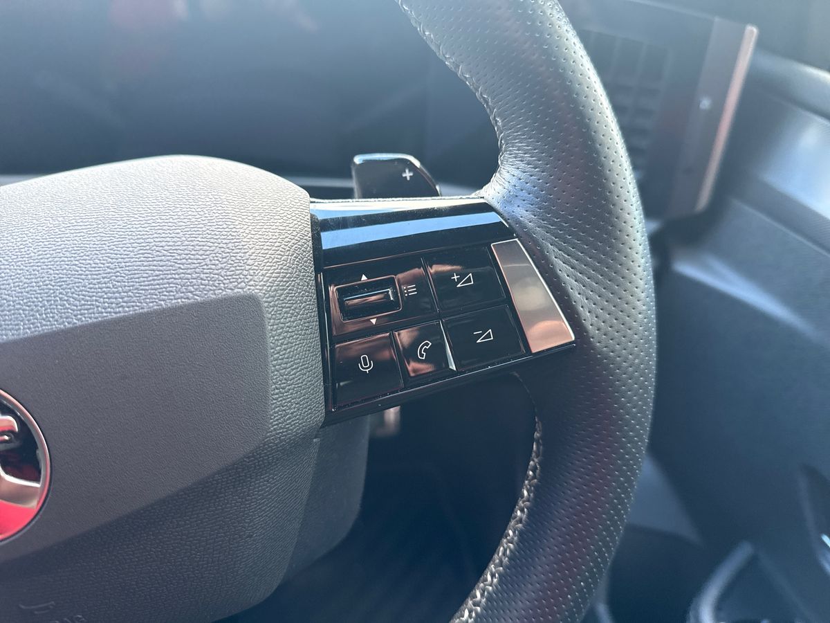 Used Vauxhall Astra 2023 for sale - 76539811: Photo 22