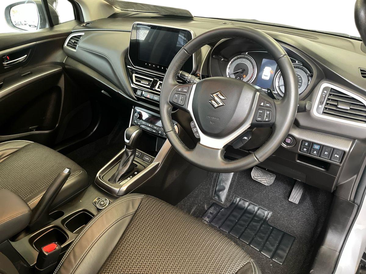 Used Suzuki SX4 S-Cross 2023 for sale - 76745328: Photo 10