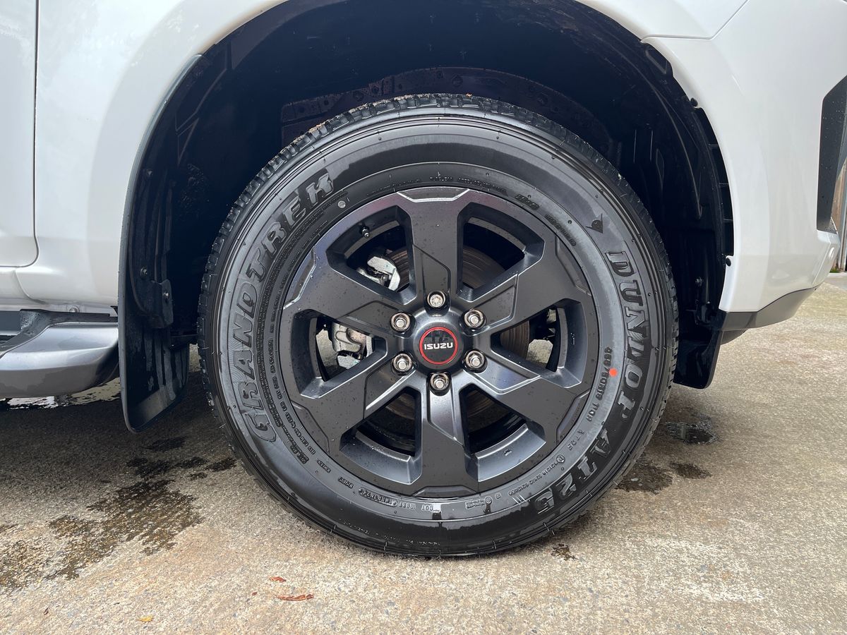 Used Isuzu D-Max 2025 for sale - 76311852: Photo 9