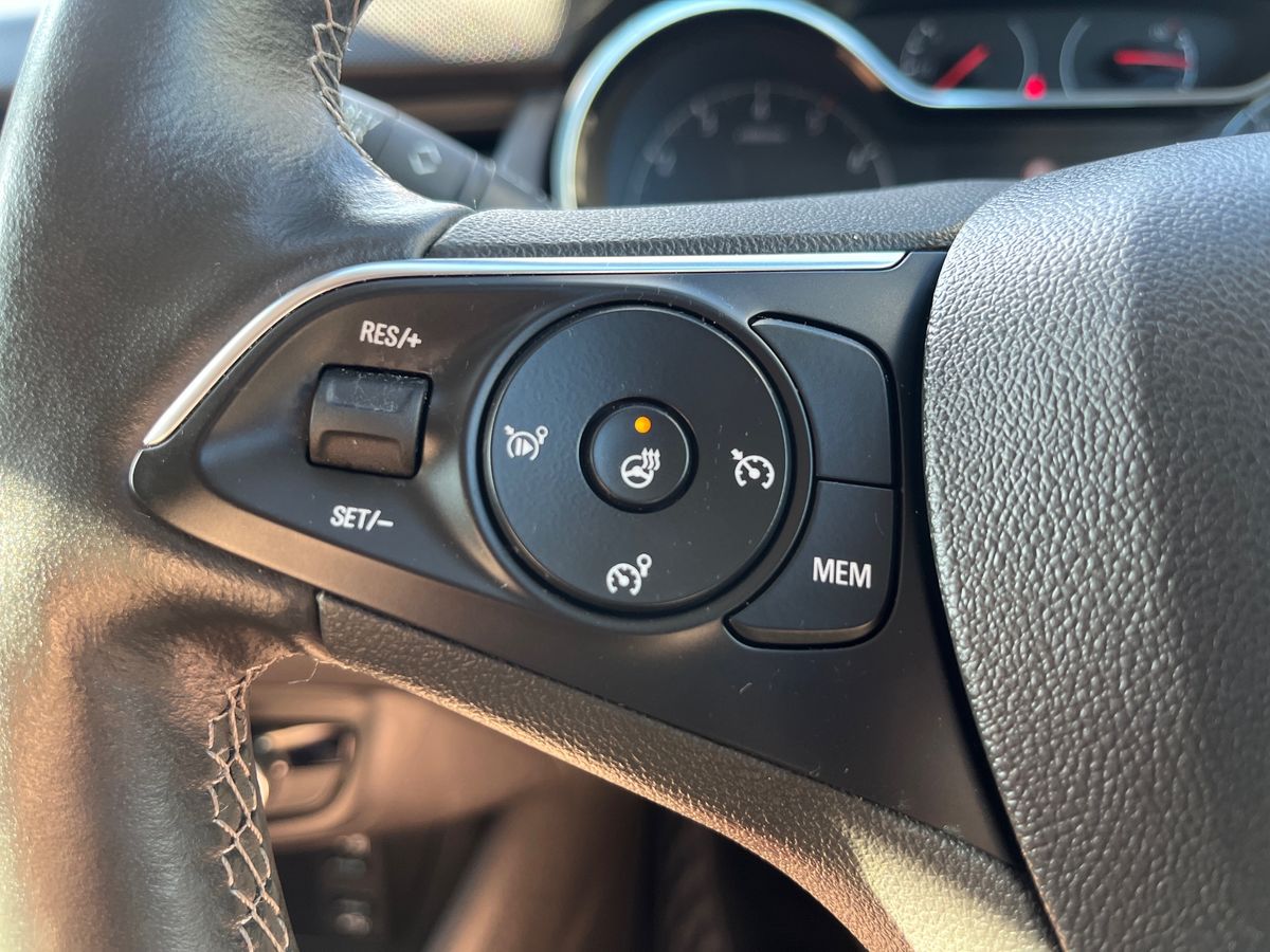 Used Vauxhall Crossland 2024 for sale - 75887002: Photo 25