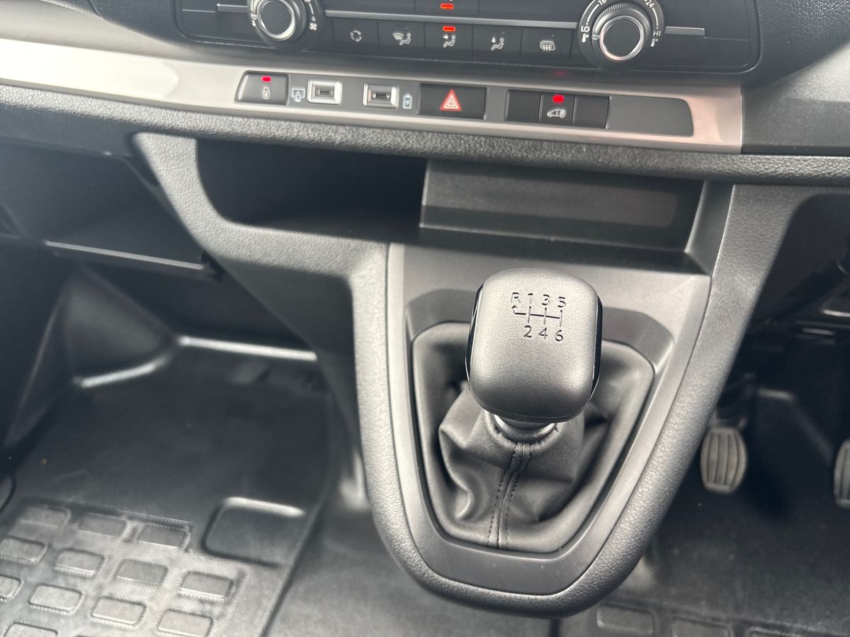 Used Vauxhall Vivaro 2025 for sale - 76272980: Photo 14