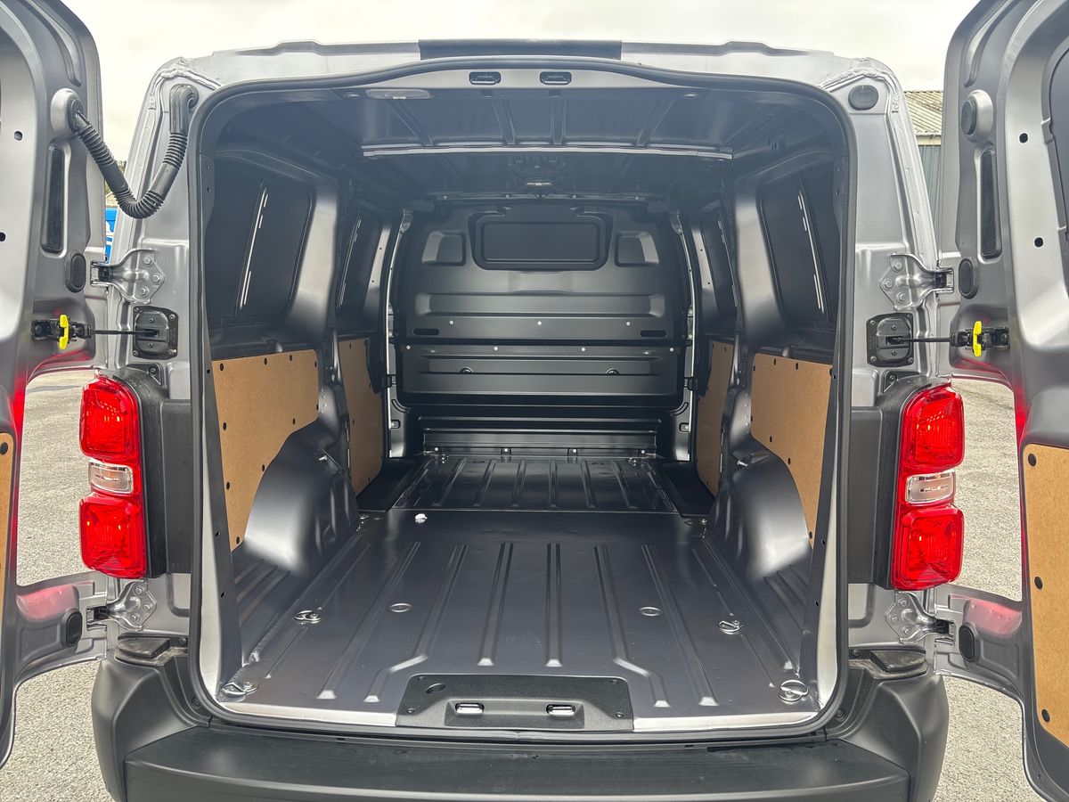Used Vauxhall Vivaro 2025 for sale - 76272980: Photo 24