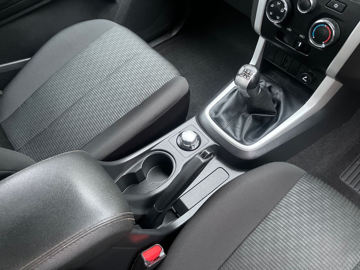 Used Isuzu D-Max 2017 for sale - 77010308: Photo 14