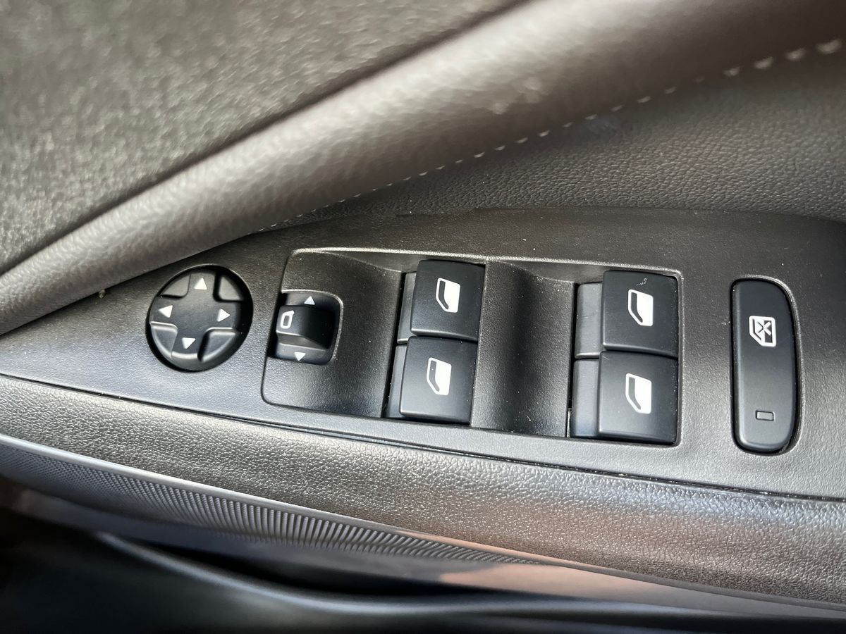 Used Vauxhall Crossland 2022 for sale - 76540028: Photo 16