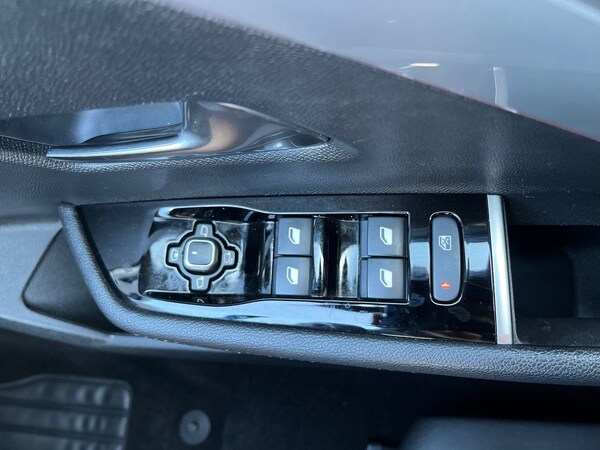 Used Vauxhall Astra 2024 for sale - 75660137: Photo 16