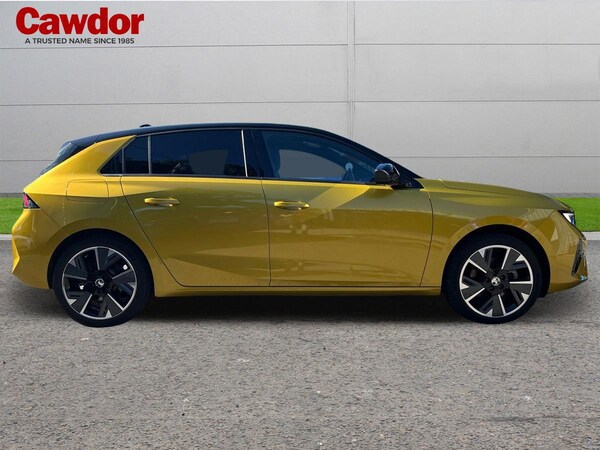 Used Vauxhall Astra 2024 for sale - 75660137: Photo 2