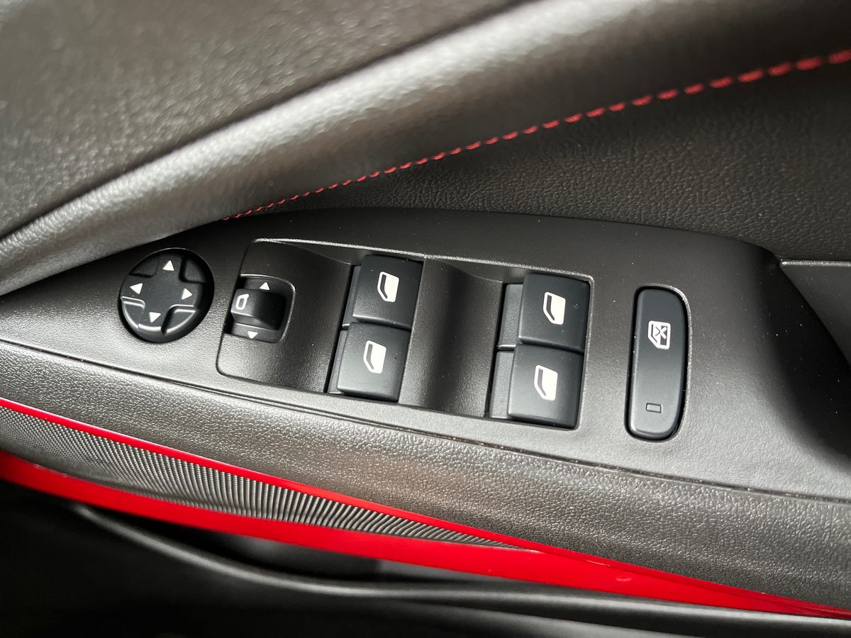 Used Vauxhall Crossland 2023 for sale - 76154933: Photo 16