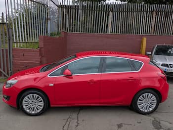 Used Vauxhall Astra 2015 for sale - 79765618: Photo