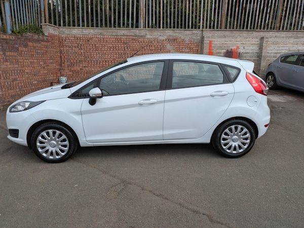 Used Ford Fiesta 2014 for sale - 75651507: Photo 2