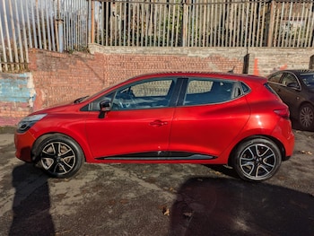 Used Renault Clio 2014 for sale - 76554385: Photo
