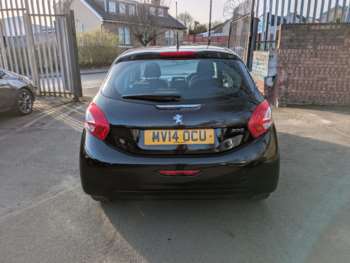 Used Peugeot 208 2014 for sale - 74215452: Photo