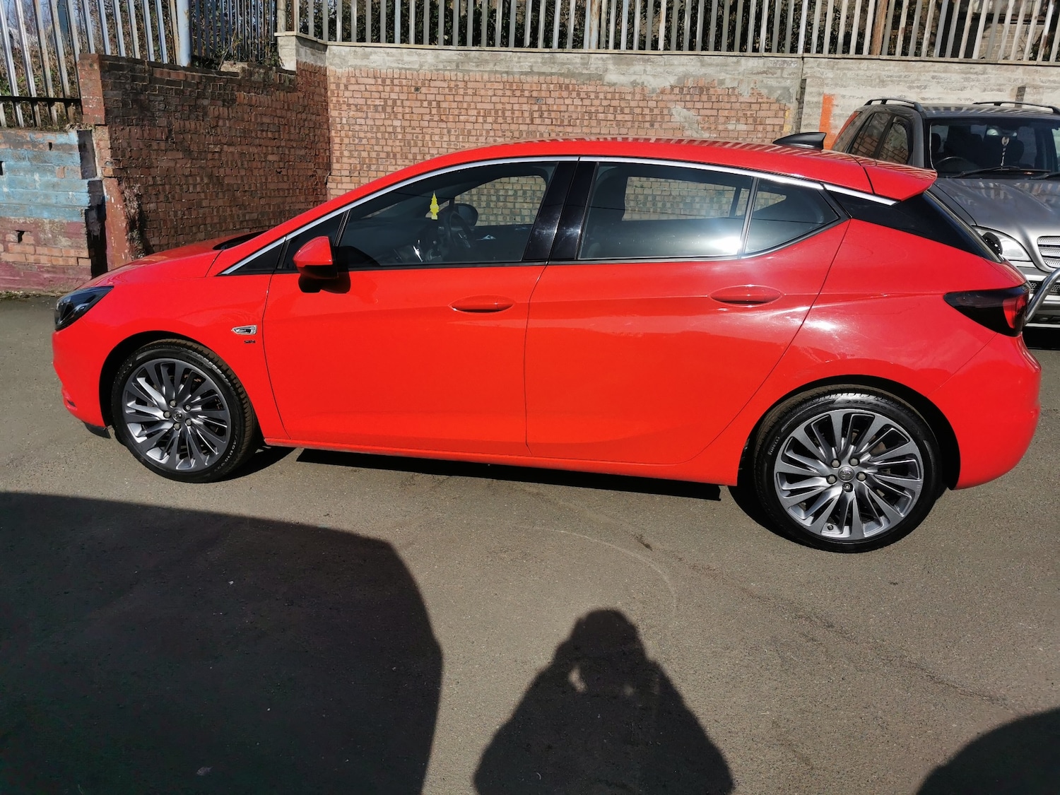 Used Vauxhall Astra 2015 for sale - 77984164: Photo 2