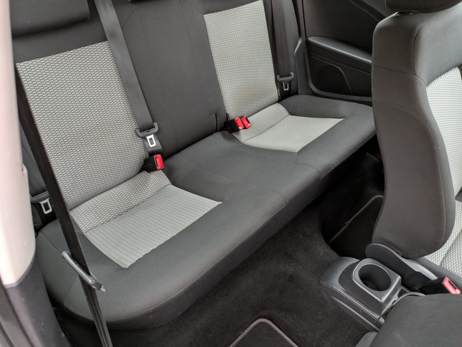 Used Volkswagen Polo 2014 for sale - 76611198: Photo 5