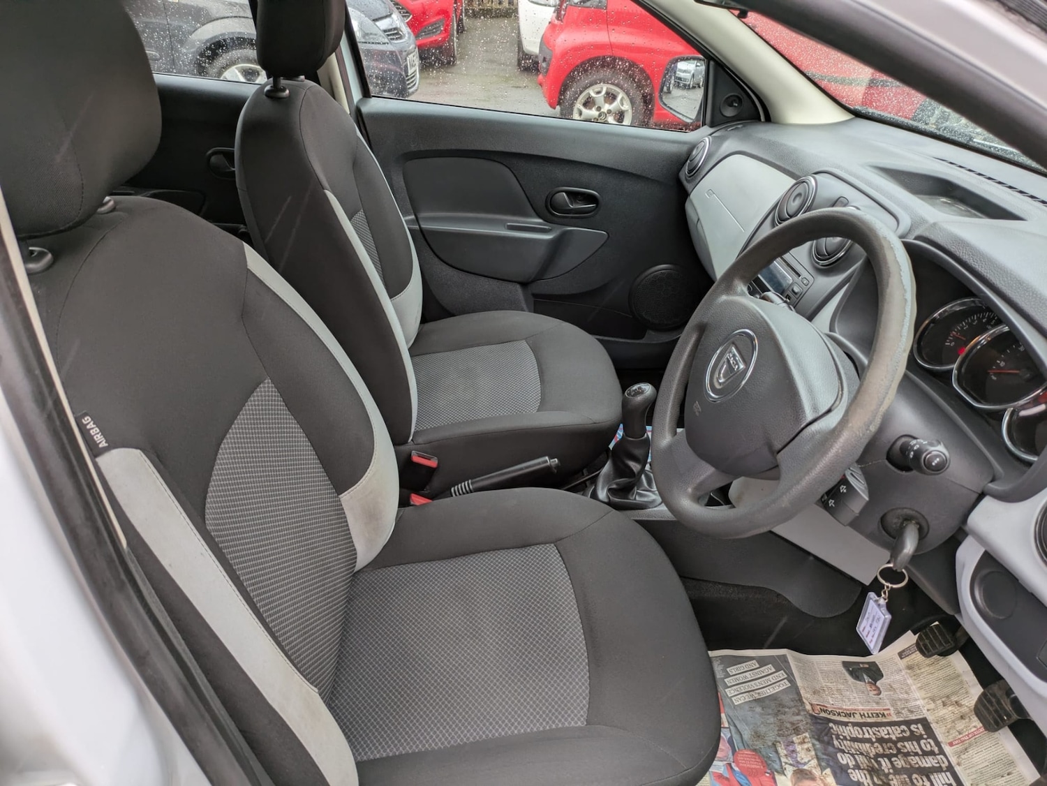 Used Dacia Sandero 2014 for sale - 77639359: Photo 6