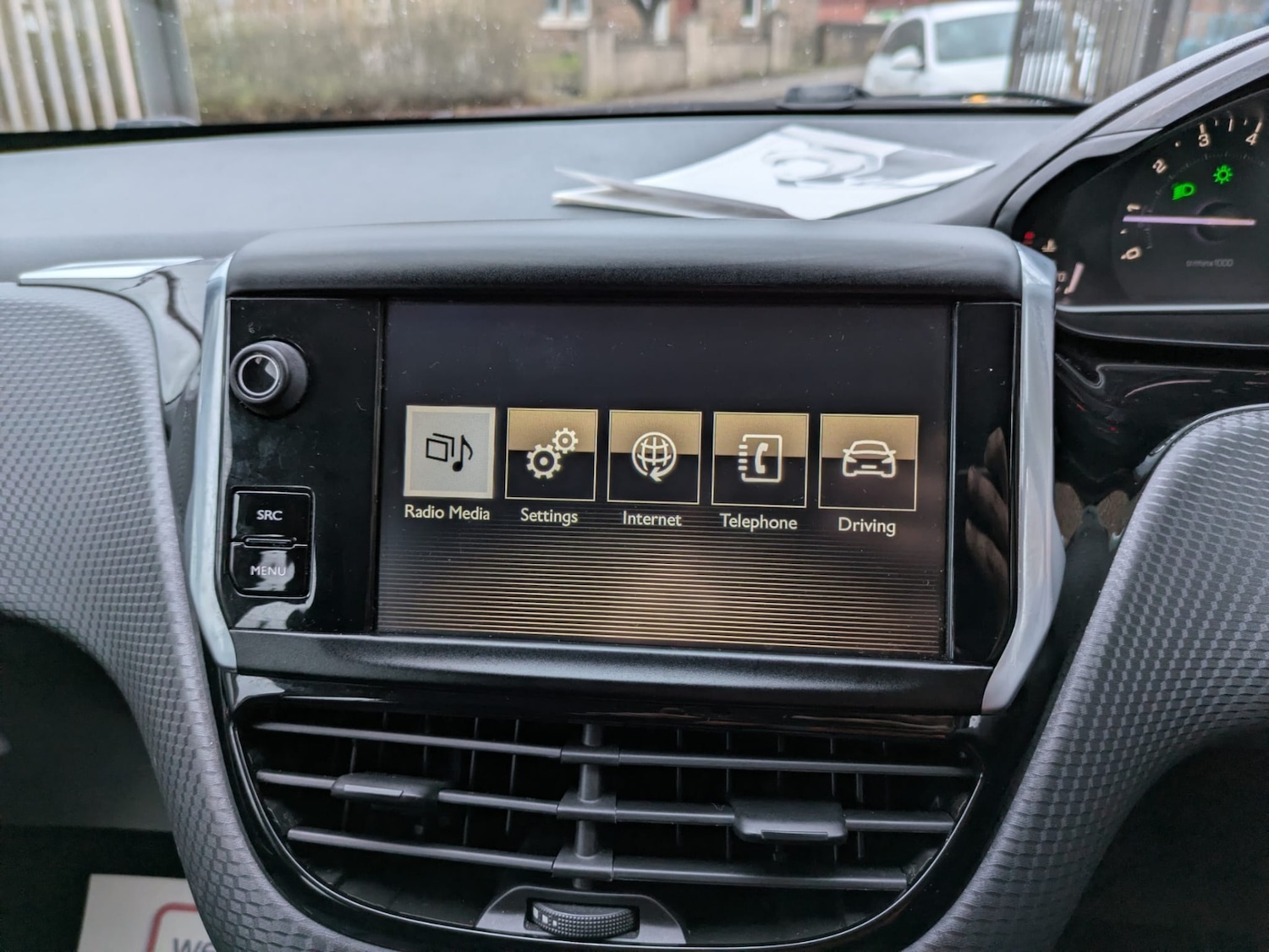 Used Peugeot 2008 2016 for sale - 77465838: Photo 8