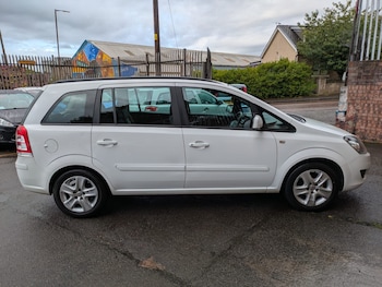 Vauxhall - Zafira