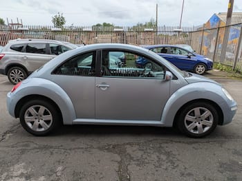 Used Volkswagen Beetle 2011 for sale - 79765627: Photo