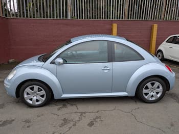 Used Volkswagen Beetle 2011 for sale - 79765627: Photo