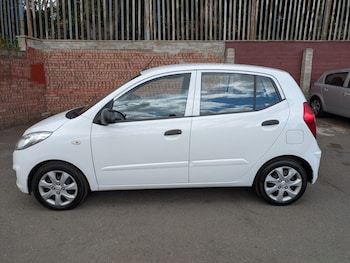 Used Hyundai i10 2013 for sale - 79392189: Photo