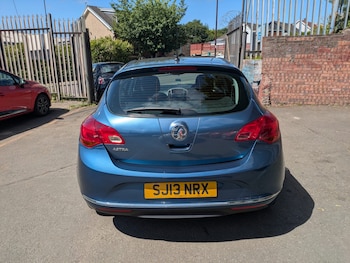 Used Vauxhall Astra 2013 for sale - 79315276: Photo