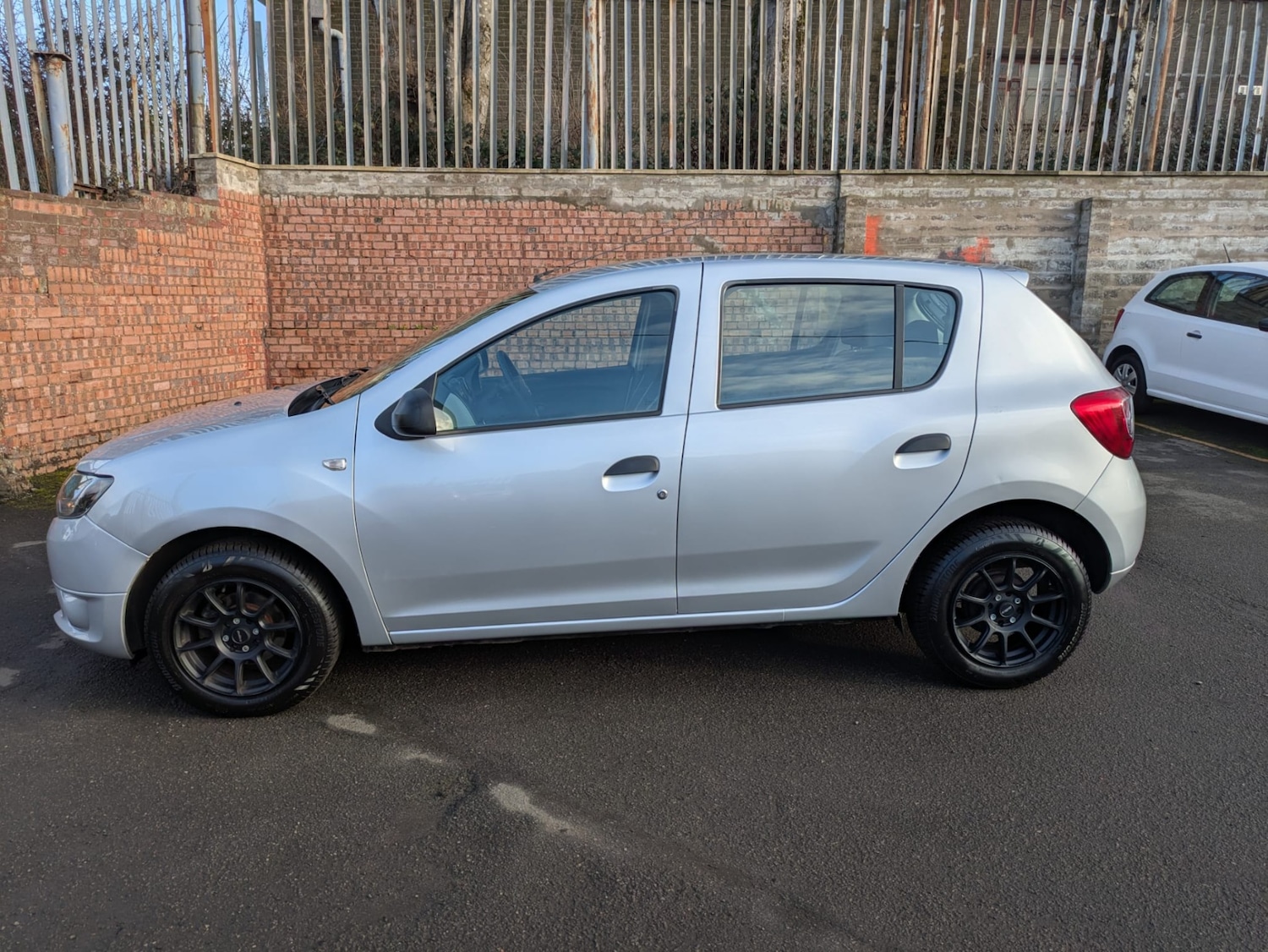 Used Dacia Sandero 2014 for sale - 77897266: Photo 2