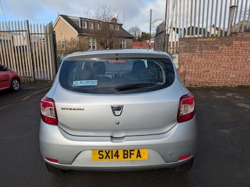 Used Dacia Sandero 2014 for sale - 77897266: Photo
