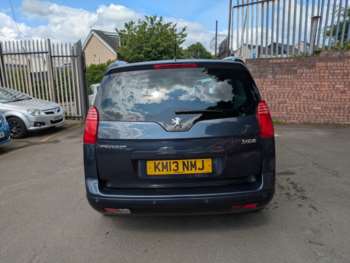 Used Peugeot 5008 2013 for sale - 74883915: Photo
