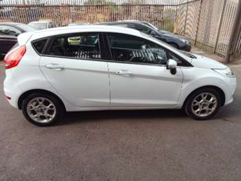 2012 (62) 1.2L Zetec 5dr