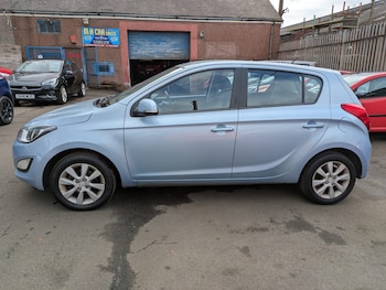 Used Hyundai i20 2013 for sale - 78213755: Photo