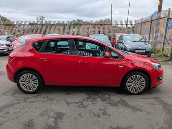 2013 (13) - 1.4i 16V Energy 5dr