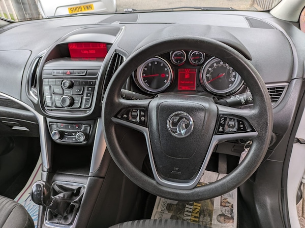Used Vauxhall Zafira 2015 for sale - 76249491: Photo 9